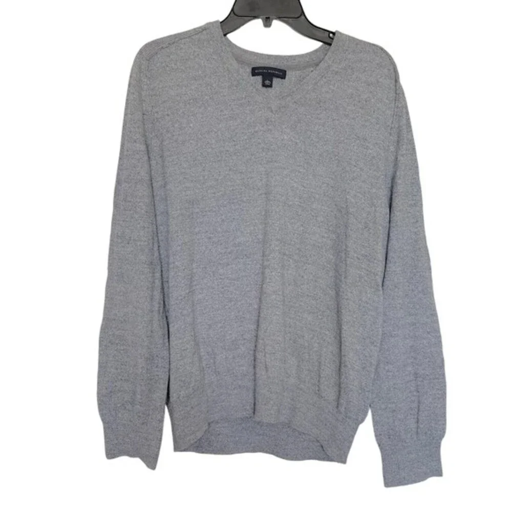 Banana Republic Mens Gray Sweater Knit Long Sleeve Textured Size Large V Neck